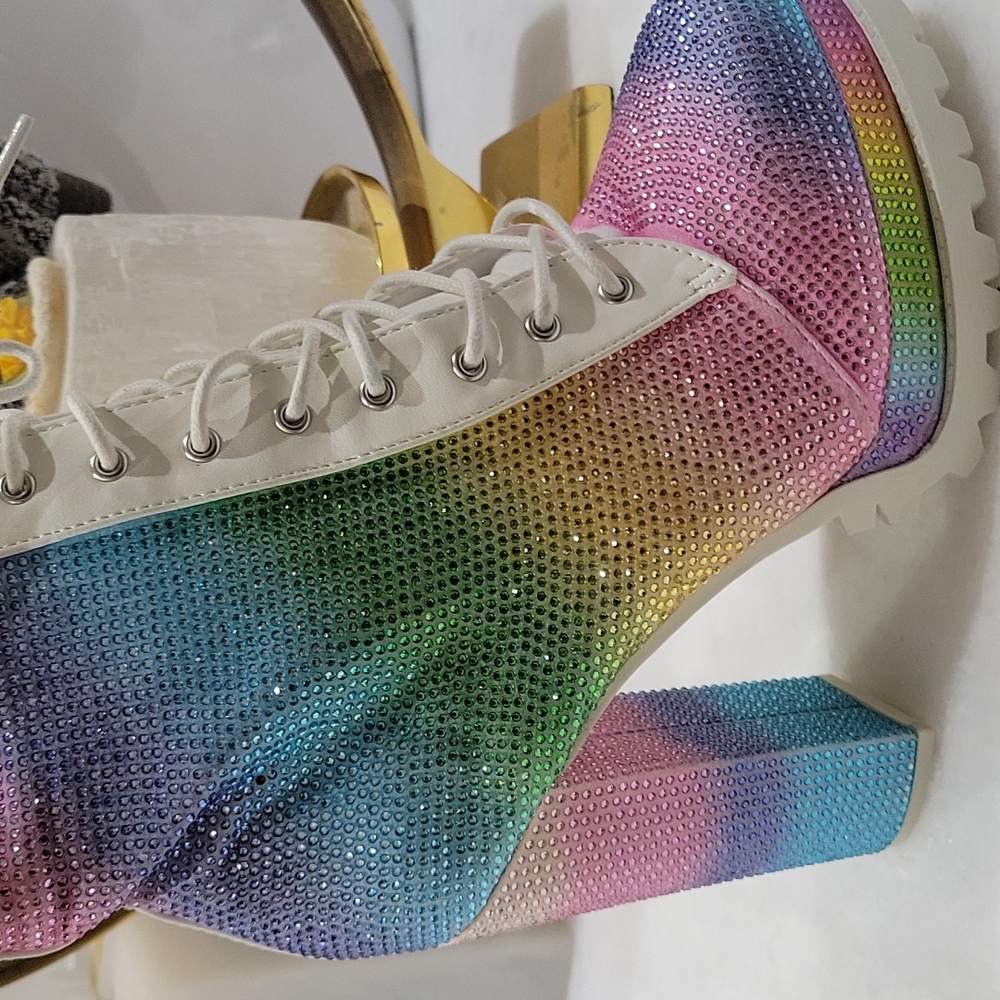 White Rhinestone Rainbow Boots 8.5 - Picture 2 of 5